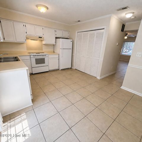 2905 Cedar Creek Road E, Greenville, NC 27834