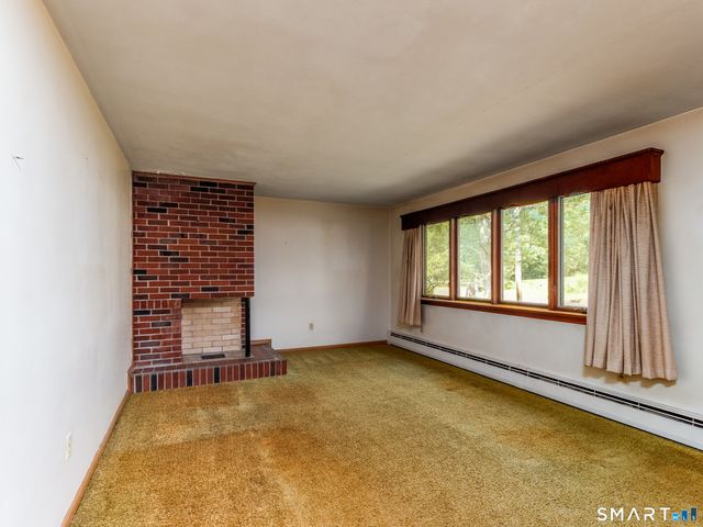 1175 South Curtis Street, Wallingford, CT 06492