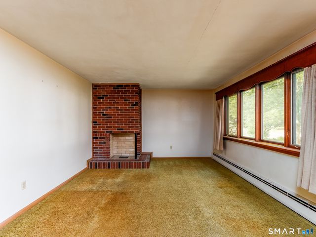 1175 South Curtis Street, Wallingford, CT 06492