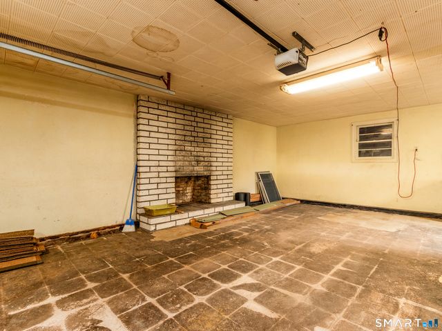 1175 South Curtis Street, Wallingford, CT 06492
