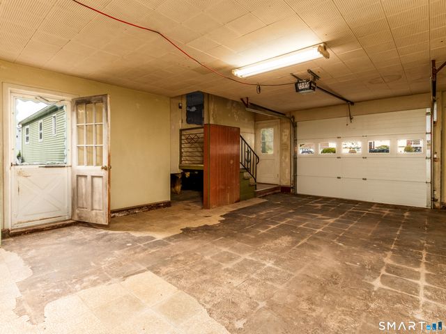 1175 South Curtis Street, Wallingford, CT 06492