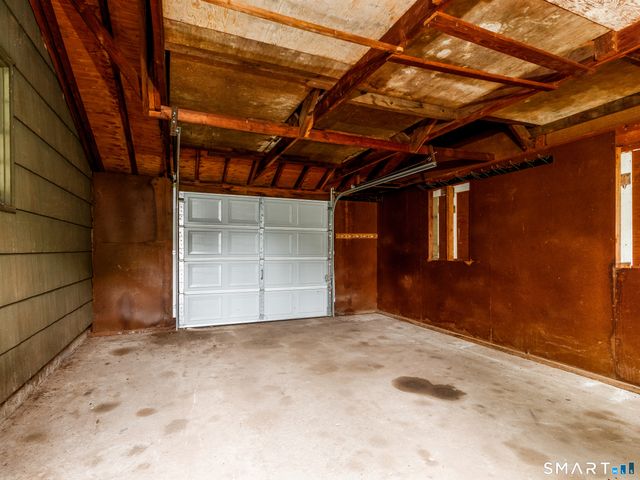 1175 South Curtis Street, Wallingford, CT 06492