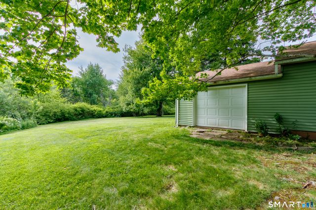 1175 South Curtis Street, Wallingford, CT 06492