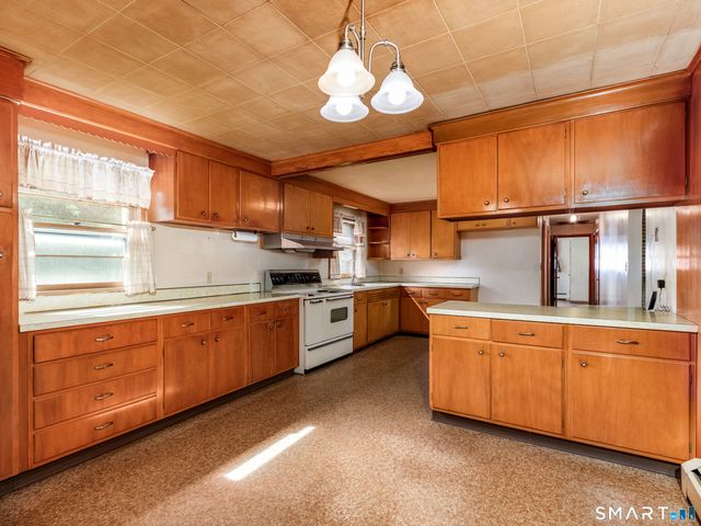 1175 South Curtis Street, Wallingford, CT 06492