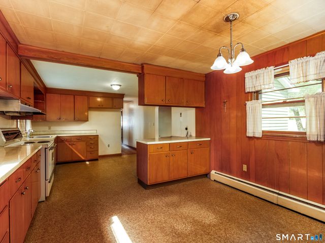 1175 South Curtis Street, Wallingford, CT 06492