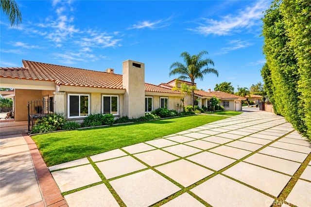 940 N Silent Ranch Drive, Glendora, CA 91741