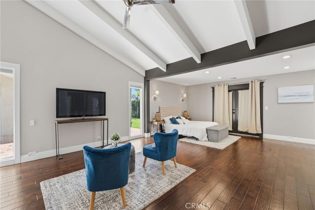 940 N Silent Ranch Drive, Glendora, CA 91741