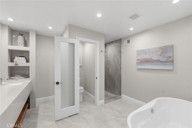 940 N Silent Ranch Drive, Glendora, CA 91741