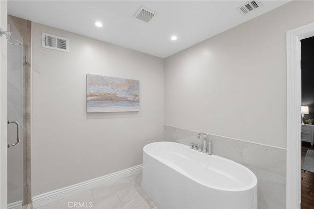940 N Silent Ranch Drive, Glendora, CA 91741