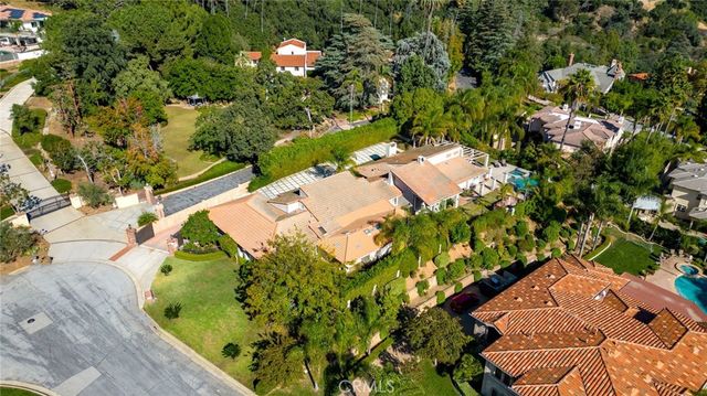 940 N Silent Ranch Drive, Glendora, CA 91741