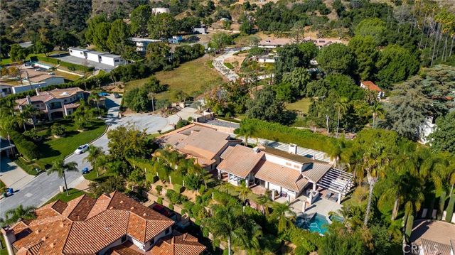 940 N Silent Ranch Drive, Glendora, CA 91741