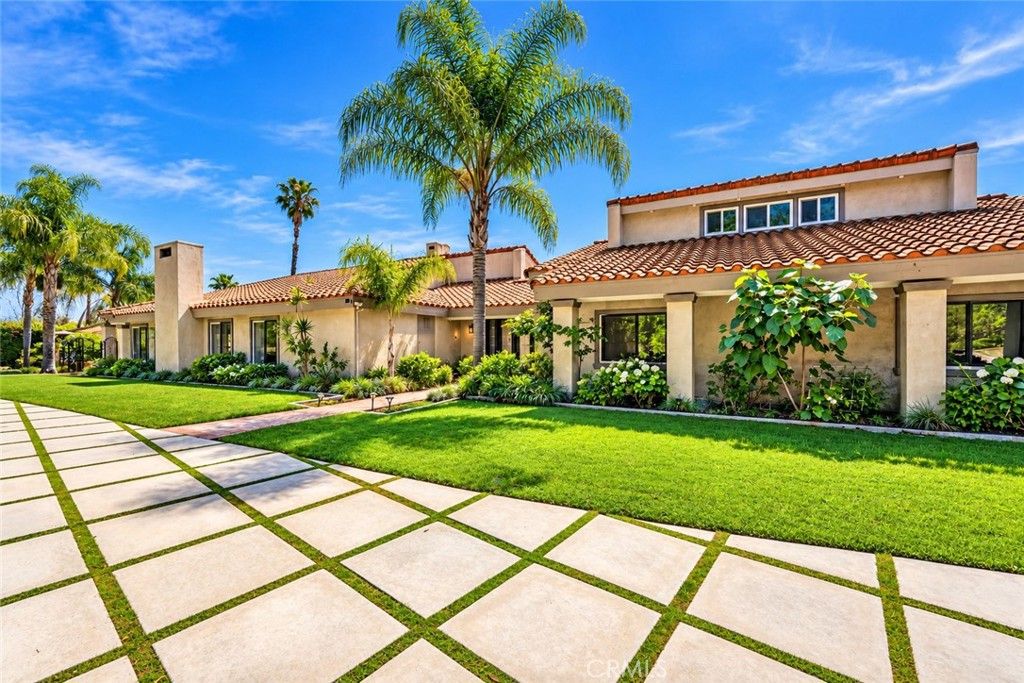 940 N Silent Ranch Drive, Glendora, CA 91741