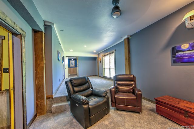 189 Scenic Sunset, Lakehills, TX 78063