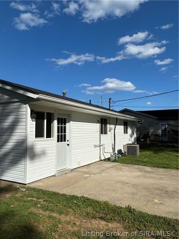 1105 Spruce Drive, Jeffersonville, IN 47130
