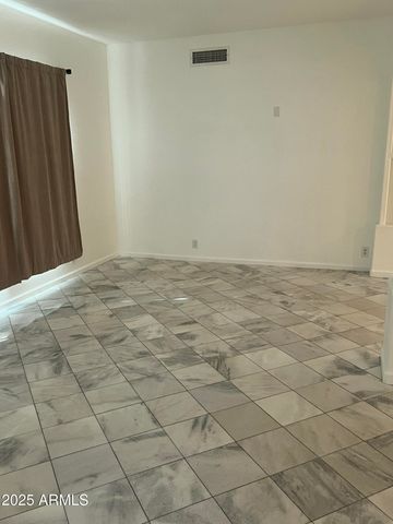 15761 N 77TH Avenue, Peoria, AZ 85382