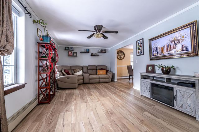 30 Pondview Drive, Derry, NH 03038