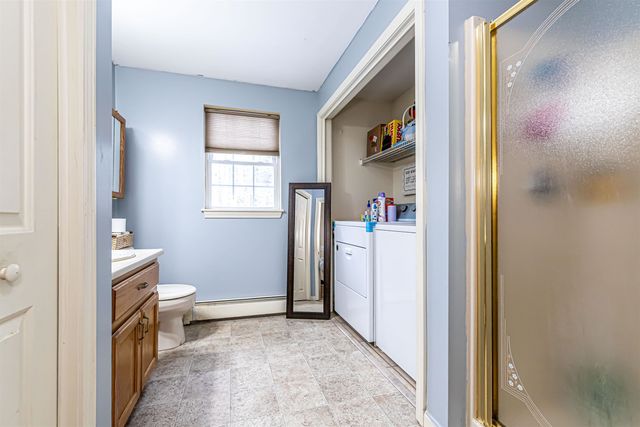 30 Pondview Drive, Derry, NH 03038