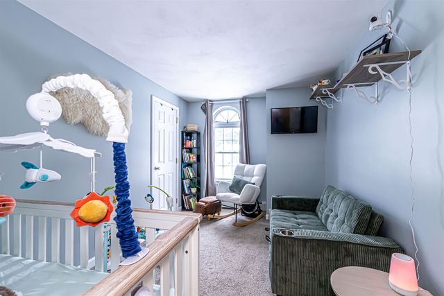 30 Pondview Drive, Derry, NH 03038