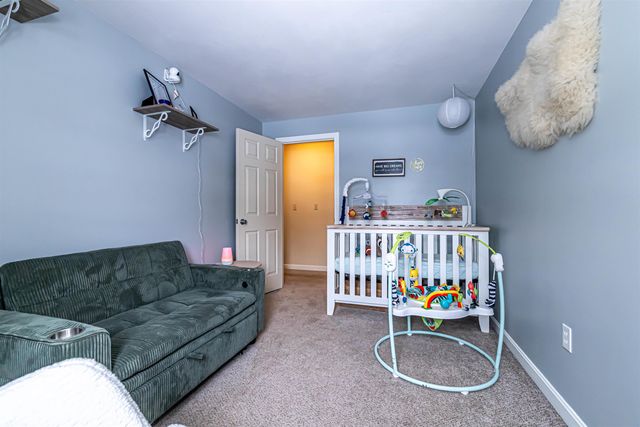 30 Pondview Drive, Derry, NH 03038