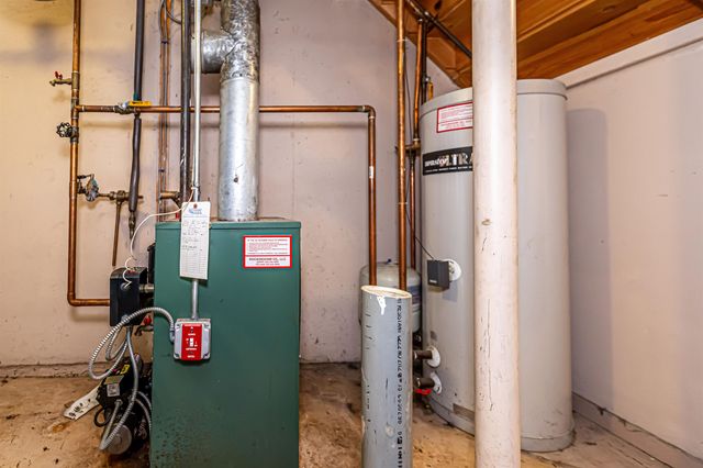 30 Pondview Drive, Derry, NH 03038