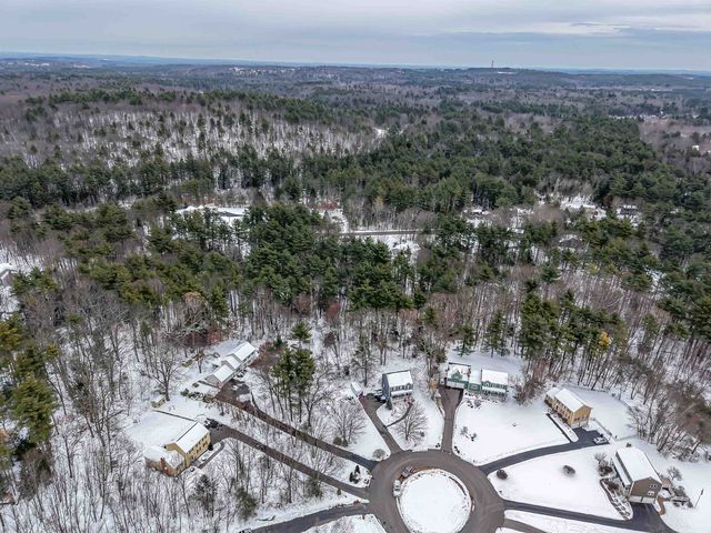 30 Pondview Drive, Derry, NH 03038