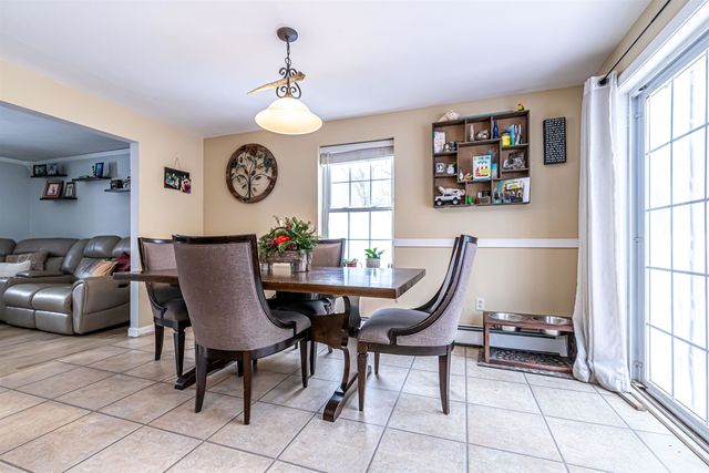 30 Pondview Drive, Derry, NH 03038