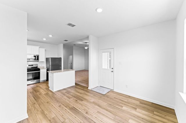 1139 Amy Drive, Kyle, TX 78640