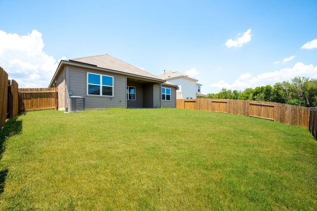 1139 Amy Drive, Kyle, TX 78640