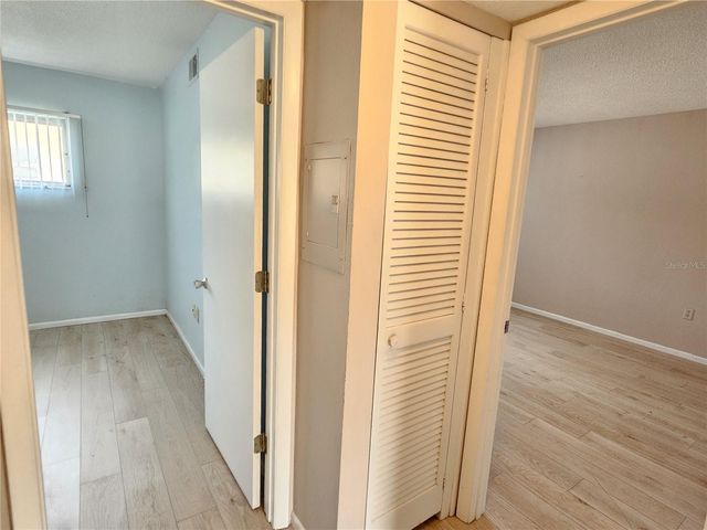 509 W VENICE AVENUE 102, Venice, FL 34285