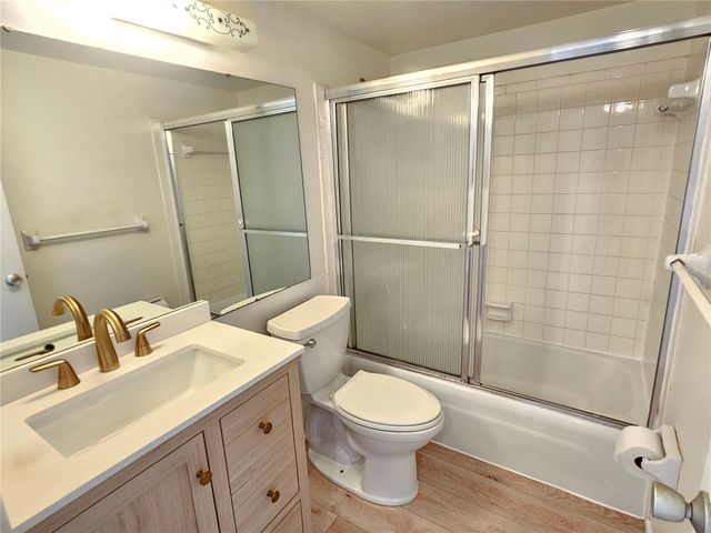 509 W VENICE AVENUE 102, Venice, FL 34285