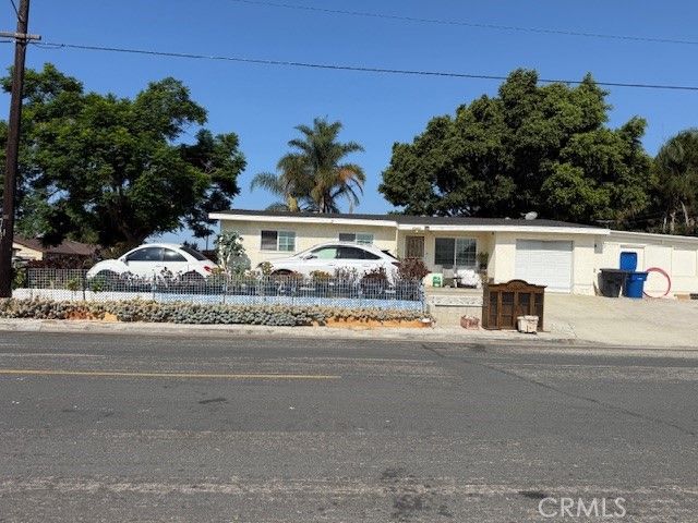 8231 20th, Westminster, CA 92683