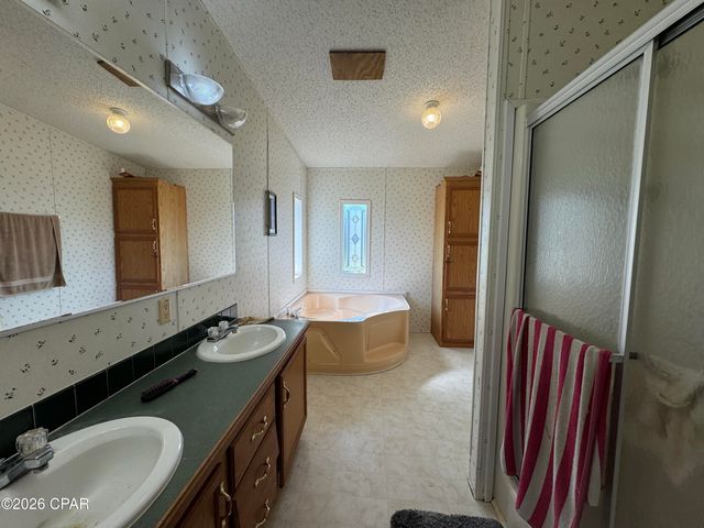 3916 Larkspur Circle, Marianna, FL 32446