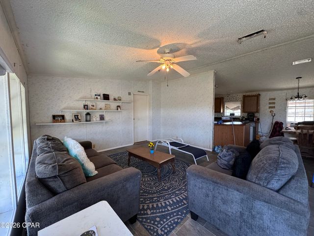 3916 Larkspur Circle, Marianna, FL 32446