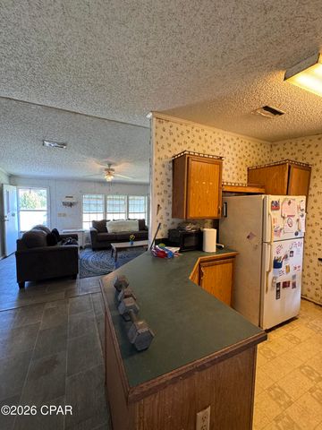 3916 Larkspur Circle, Marianna, FL 32446