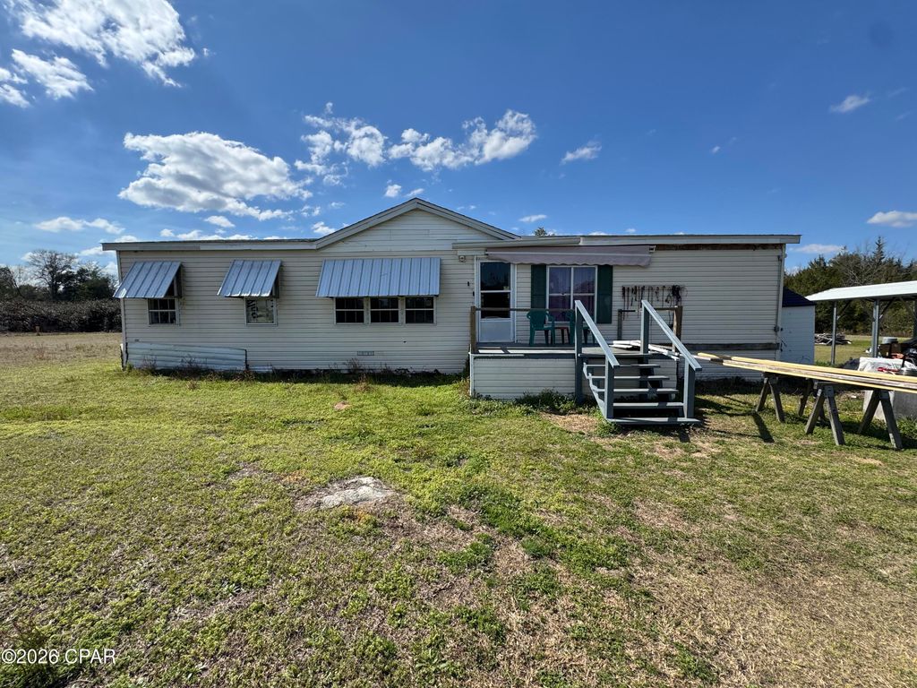 3916 Larkspur Circle, Marianna, FL 32446