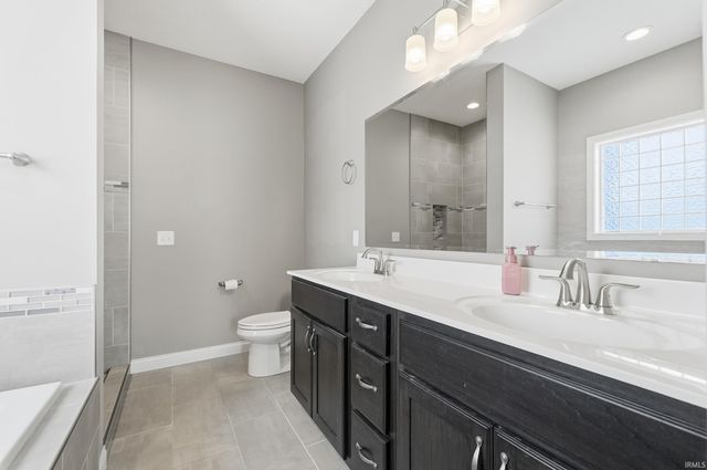 5617 Bear Creek Pass, Auburn, IN 46706