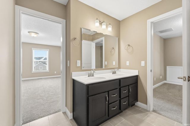 5617 Bear Creek Pass, Auburn, IN 46706