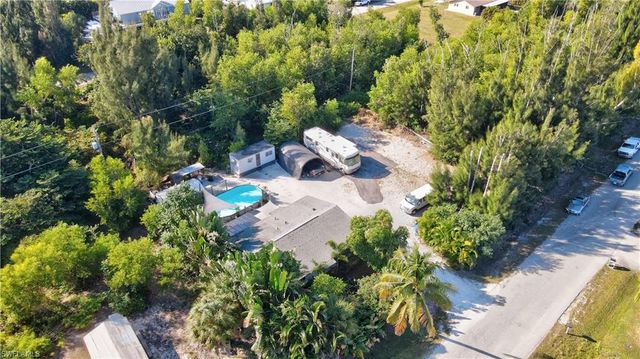 5887 Kingfish RD, Bokeelia, FL 33922