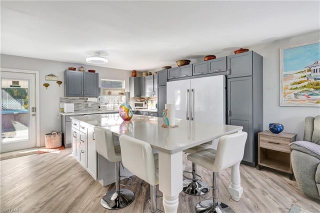 5887 Kingfish RD, Bokeelia, FL 33922