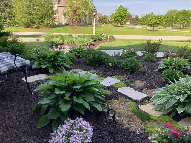 W292N3296 Summerhill ROAD, Pewaukee, WI 53072