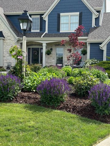 W292N3296 Summerhill ROAD, Pewaukee, WI 53072