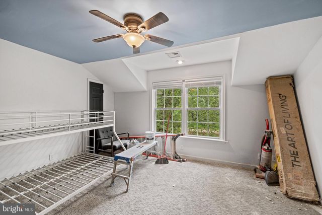 198 VALLEY RD, Hummelstown, PA 17036