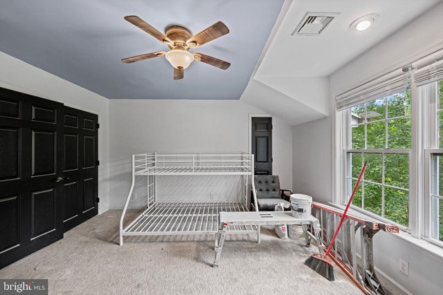 198 VALLEY RD, Hummelstown, PA 17036