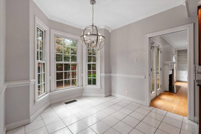 605 Linden Sq, Nashville, TN 37215