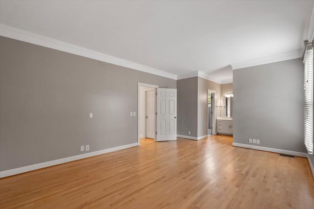 605 Linden Sq, Nashville, TN 37215