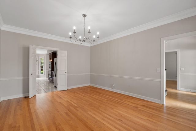 605 Linden Sq, Nashville, TN 37215