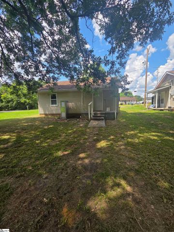 207 Sanders Street, Honea Path, SC 29654