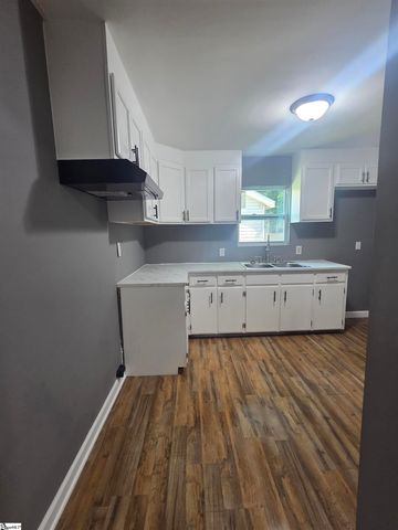 207 Sanders Street, Honea Path, SC 29654