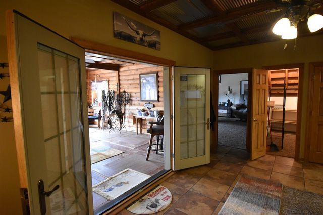 2951 N 28th Road, Seneca, IL 61360