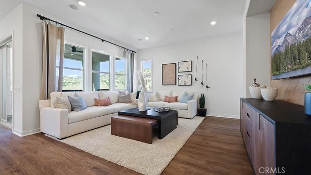 995 Walnut Terrace, Montebello, CA 90640